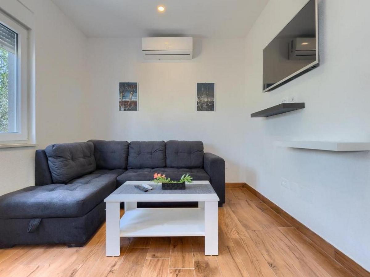 Holiday House Chill Out Loborika Marčana Εξωτερικό φωτογραφία
